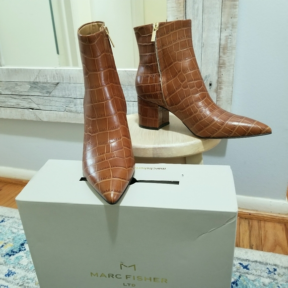 marc fisher devin western boot